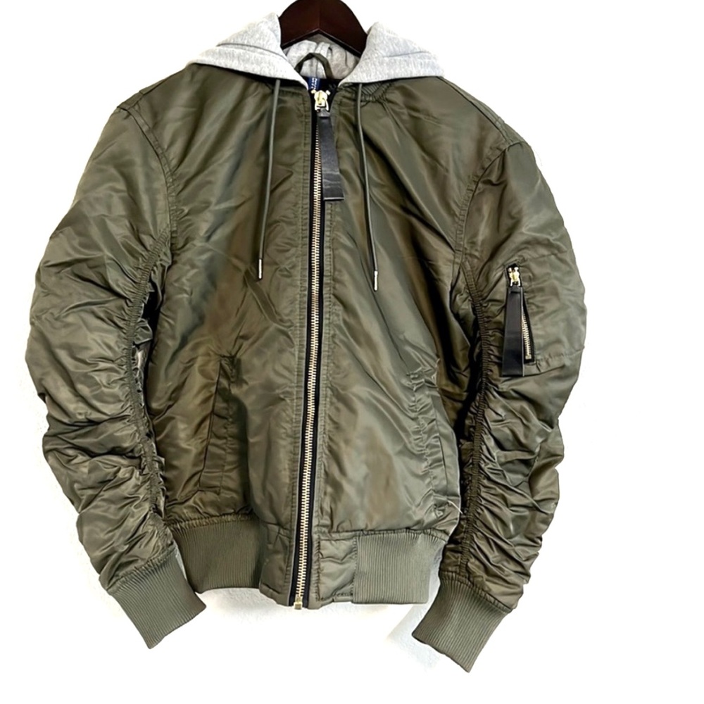 Bomber jacket with hood
